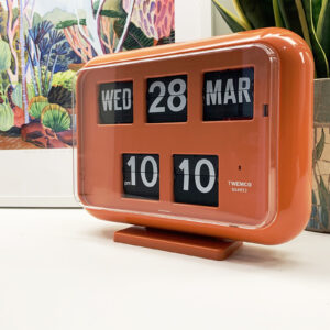 Jadco Digital clock QD35